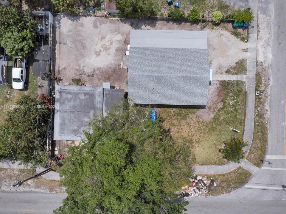 Recently Sold: $640,000 (0 beds, 0 baths, 1258 Square Feet)