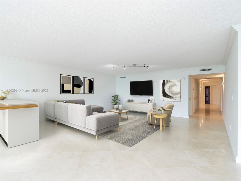 合同活跃: $1,450,000 (3 贝兹, 3 浴室, 3086 平方英尺)