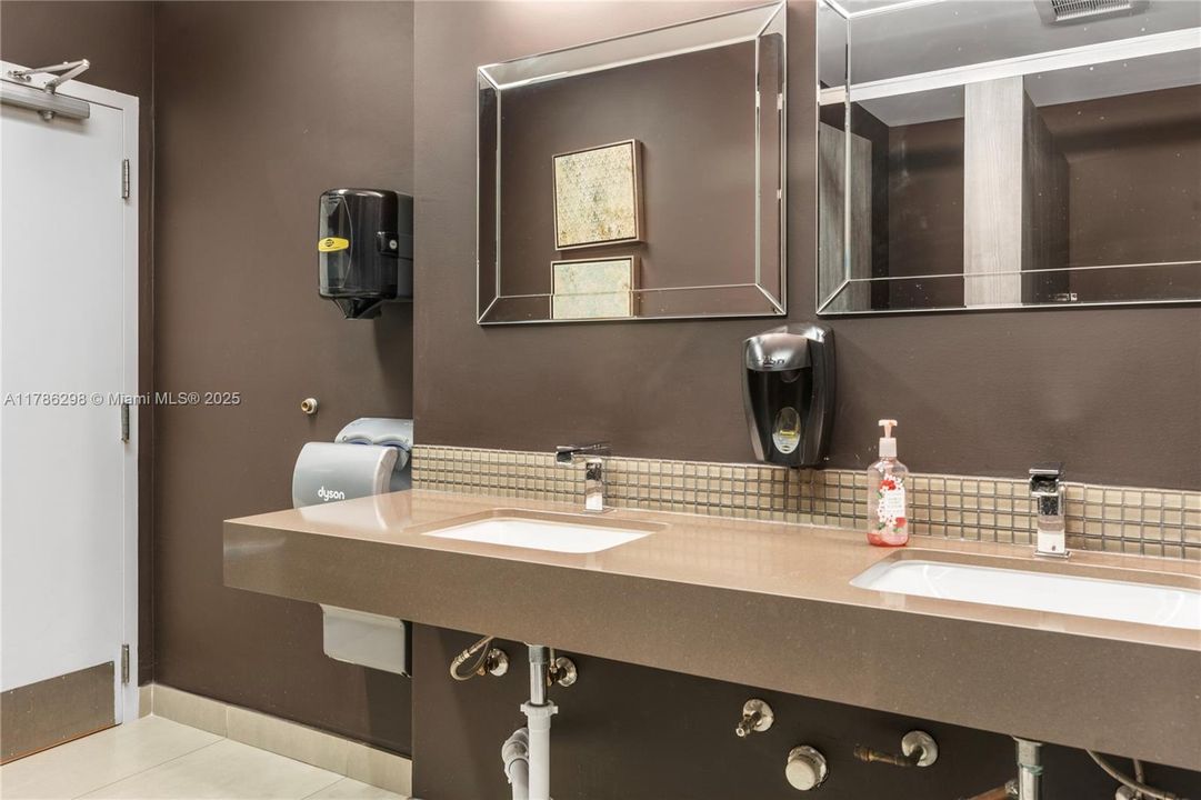 Recently Sold: $1,290,000 (0 beds, 0 baths, 0 Square Feet)