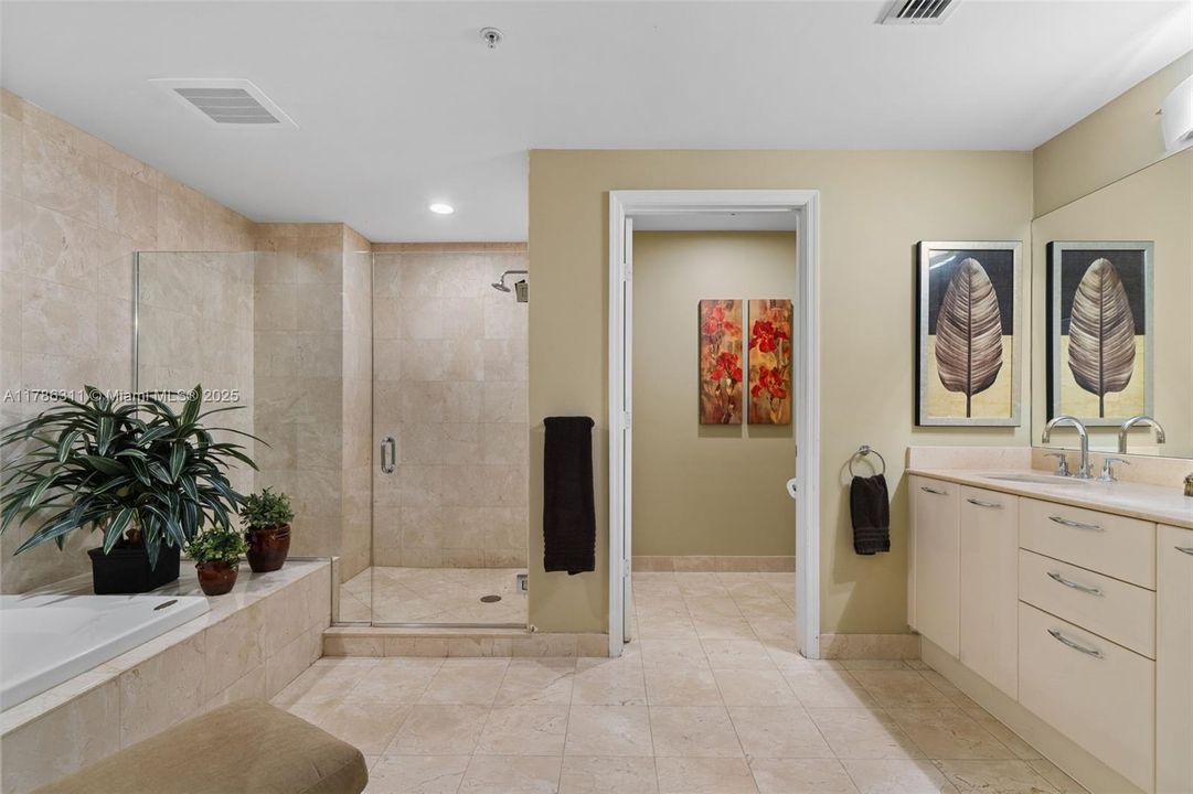 На продажу: $1,250,000 (3 спален, 2 ванн, 2050 Квадратных фут)