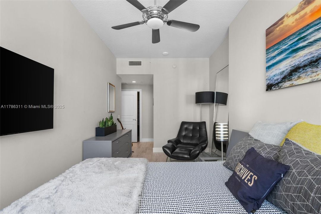 На продажу: $1,250,000 (3 спален, 2 ванн, 2050 Квадратных фут)