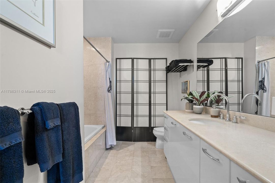 На продажу: $1,250,000 (3 спален, 2 ванн, 2050 Квадратных фут)