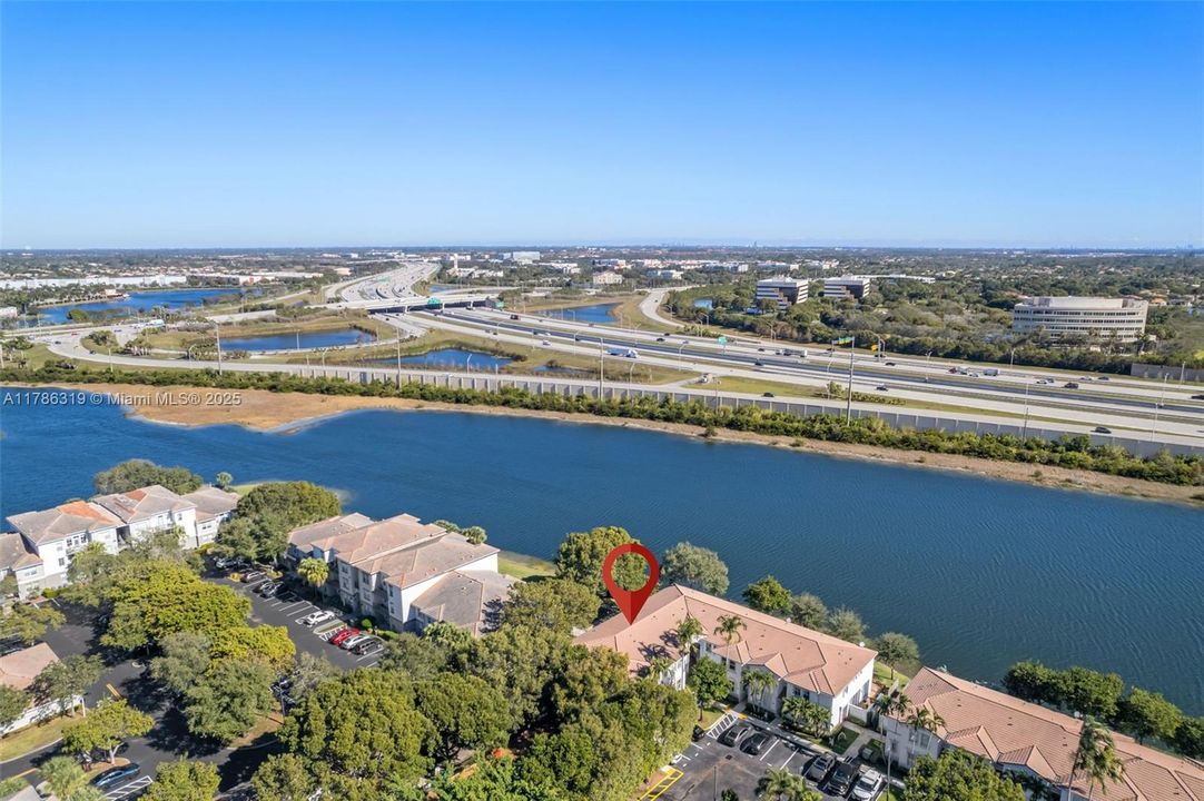 Recently Sold: $438,000 (4 beds, 3 baths, 1570 Square Feet)