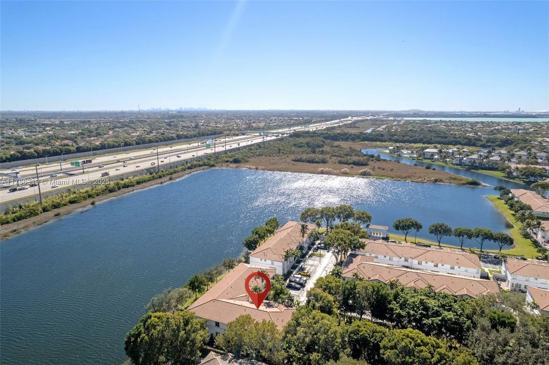 Recently Sold: $438,000 (4 beds, 3 baths, 1570 Square Feet)