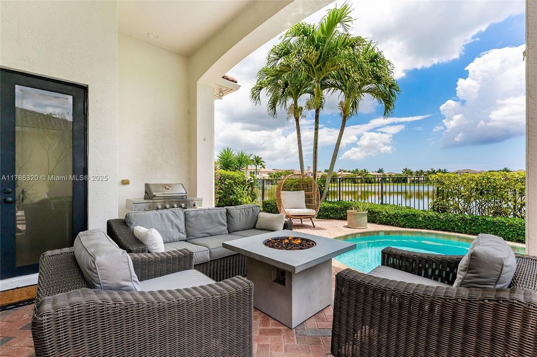 待售: $1,490,000 (4 贝兹, 3 浴室, 3412 平方英尺)