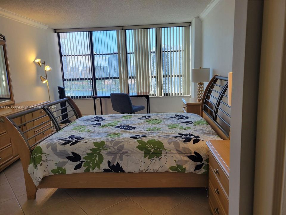 Recientemente alquilado: $2,000 (1 camas, 1 baños, 1000 Pies cuadrados)