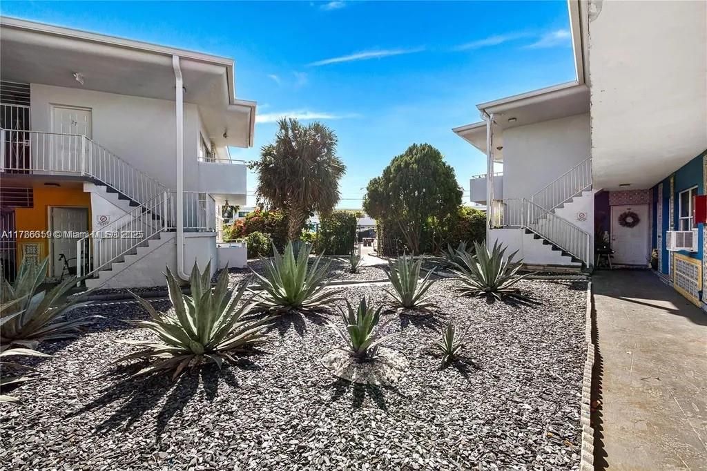 最近租的: $2,250 (2 贝兹, 2 浴室, 1200 平方英尺)