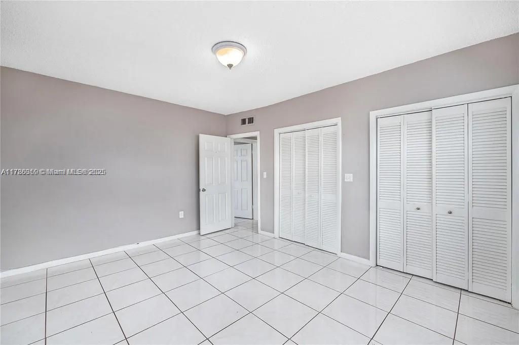 最近租的: $2,250 (2 贝兹, 2 浴室, 1200 平方英尺)