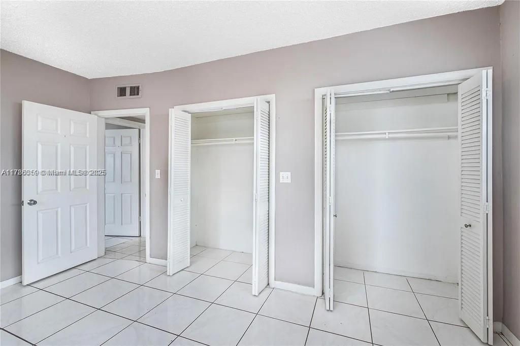 最近租的: $2,250 (2 贝兹, 2 浴室, 1200 平方英尺)