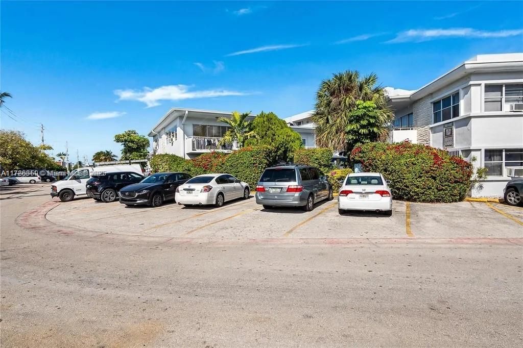 最近租的: $2,250 (2 贝兹, 2 浴室, 1200 平方英尺)