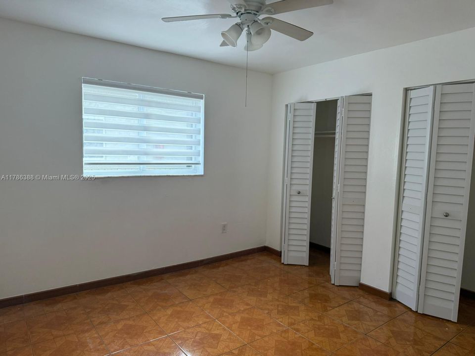 Recientemente alquilado: $1,950 (2 camas, 2 baños, 960 Pies cuadrados)