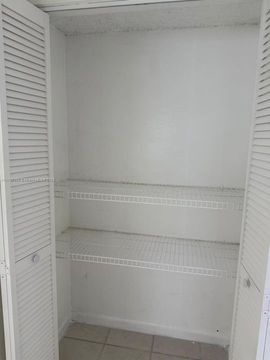 Recientemente alquilado: $1,950 (2 camas, 2 baños, 960 Pies cuadrados)