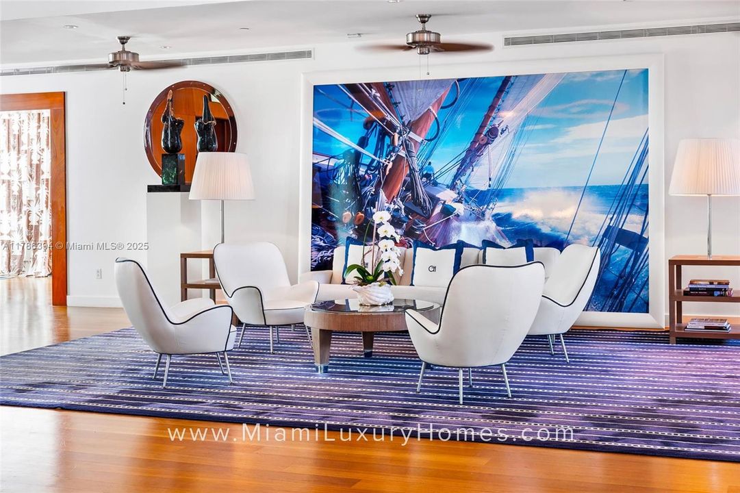 Vendido Recientemente: $3,295,000 (2 camas, 2 baños, 1756 Pies cuadrados)