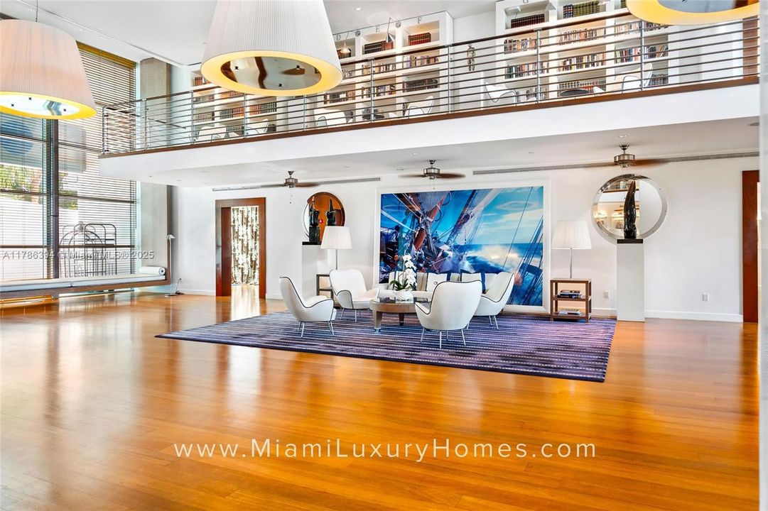 Vendido Recientemente: $3,295,000 (2 camas, 2 baños, 1756 Pies cuadrados)