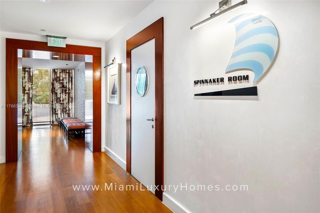 Vendido Recientemente: $3,295,000 (2 camas, 2 baños, 1756 Pies cuadrados)