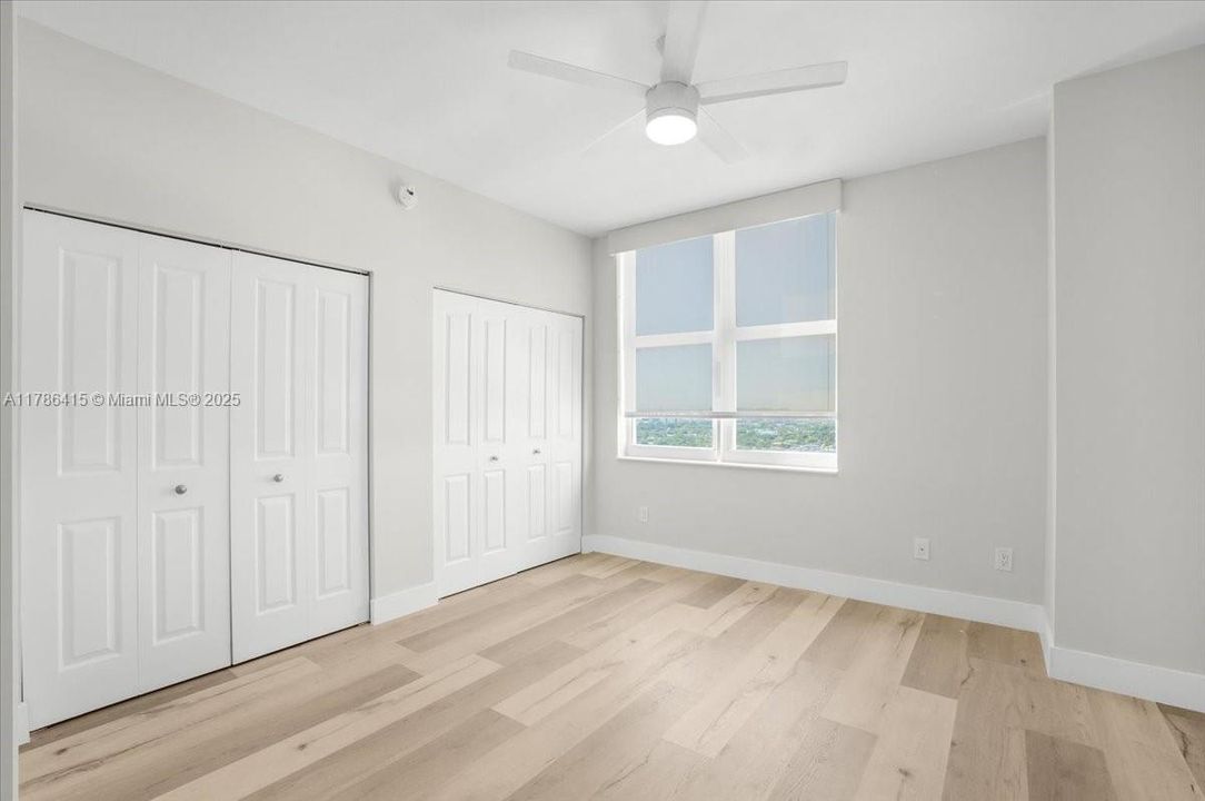 For Sale: $550,000 (2 beds, 2 baths, 1246 Square Feet)
