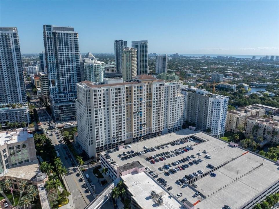 Recently Rented: $3,300 (2 beds, 2 baths, 1246 Square Feet)