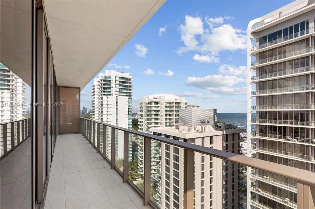En Venta: $4,250,000 (3 camas, 3 baños, 1841 Pies cuadrados)
