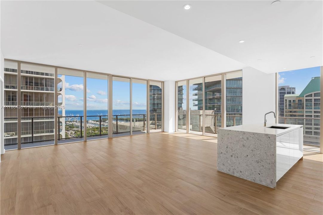 En Venta: $4,250,000 (3 camas, 3 baños, 1841 Pies cuadrados)
