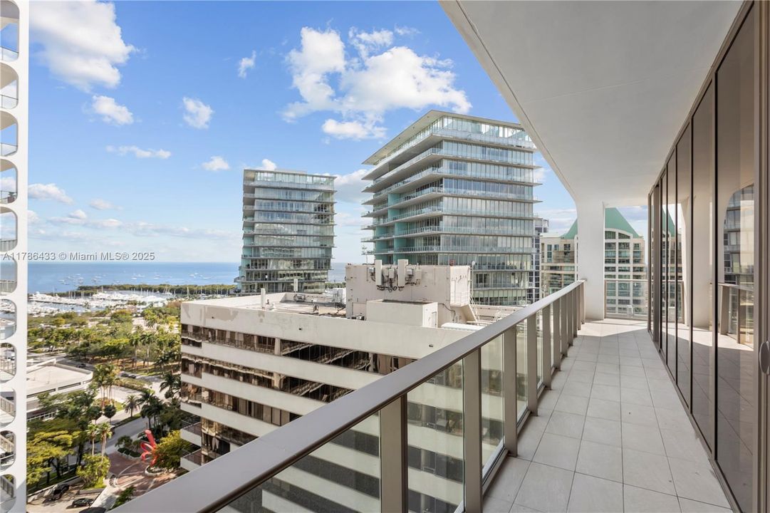 En Venta: $4,250,000 (3 camas, 3 baños, 1841 Pies cuadrados)