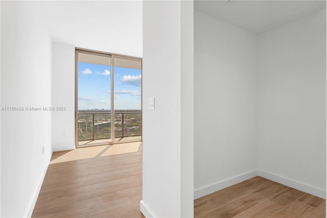 En Venta: $4,250,000 (3 camas, 3 baños, 1841 Pies cuadrados)