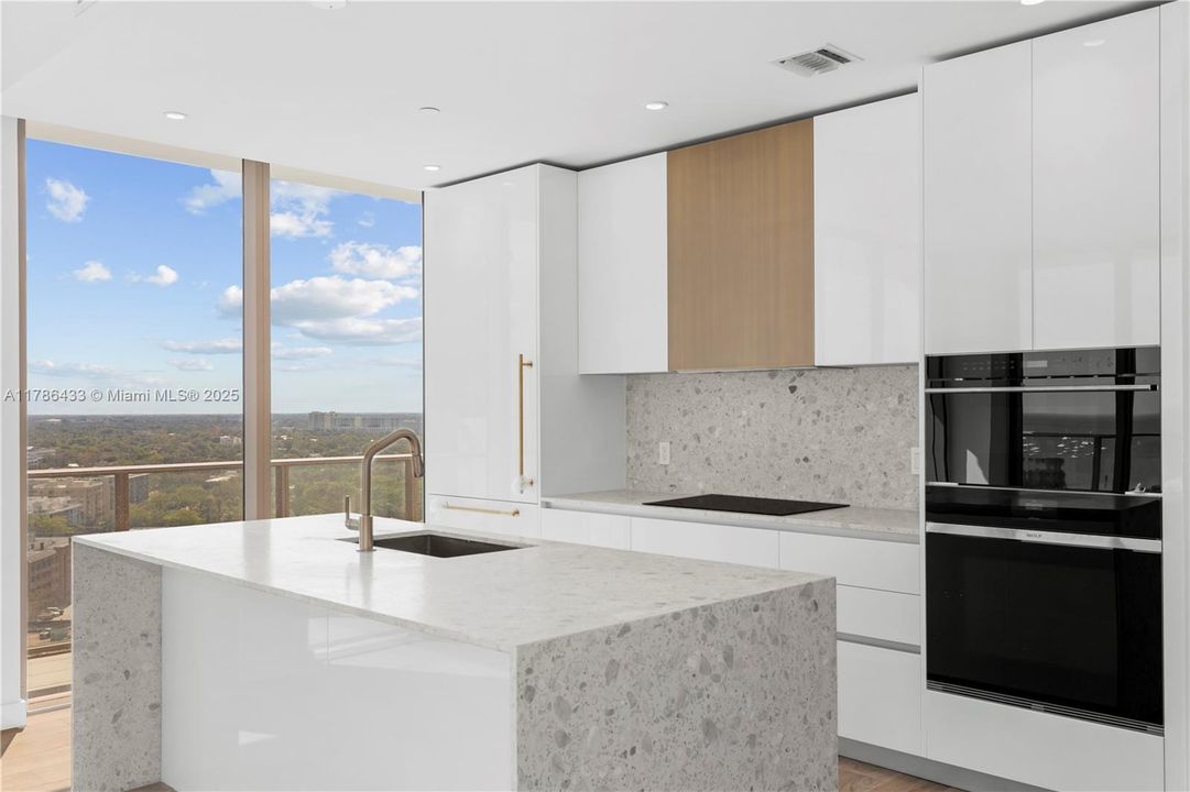 En Venta: $4,250,000 (3 camas, 3 baños, 1841 Pies cuadrados)