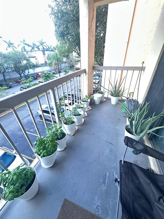 Recientemente alquilado: $2,500 (2 camas, 2 baños, 992 Pies cuadrados)