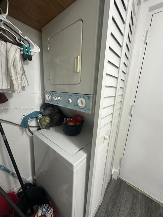 Recientemente alquilado: $2,500 (2 camas, 2 baños, 992 Pies cuadrados)