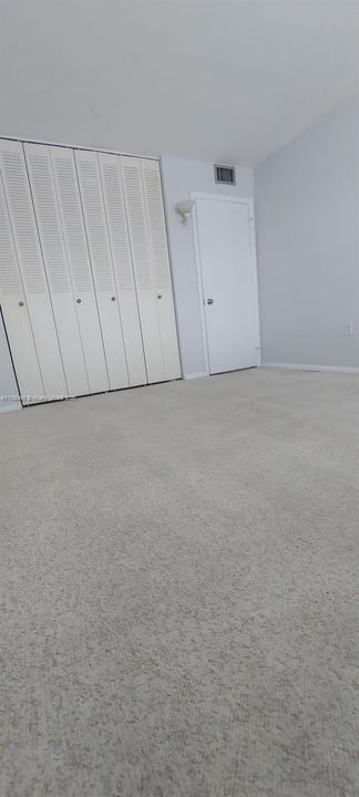 待售: $209,000 (2 贝兹, 2 浴室, 1268 平方英尺)