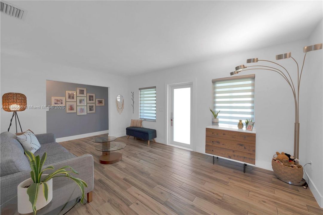 Recently Sold: $1,250,000 (3 beds, 2 baths, 2013 Square Feet)