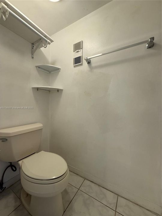 Recientemente alquilado: $2,250 (2 camas, 2 baños, 750 Pies cuadrados)