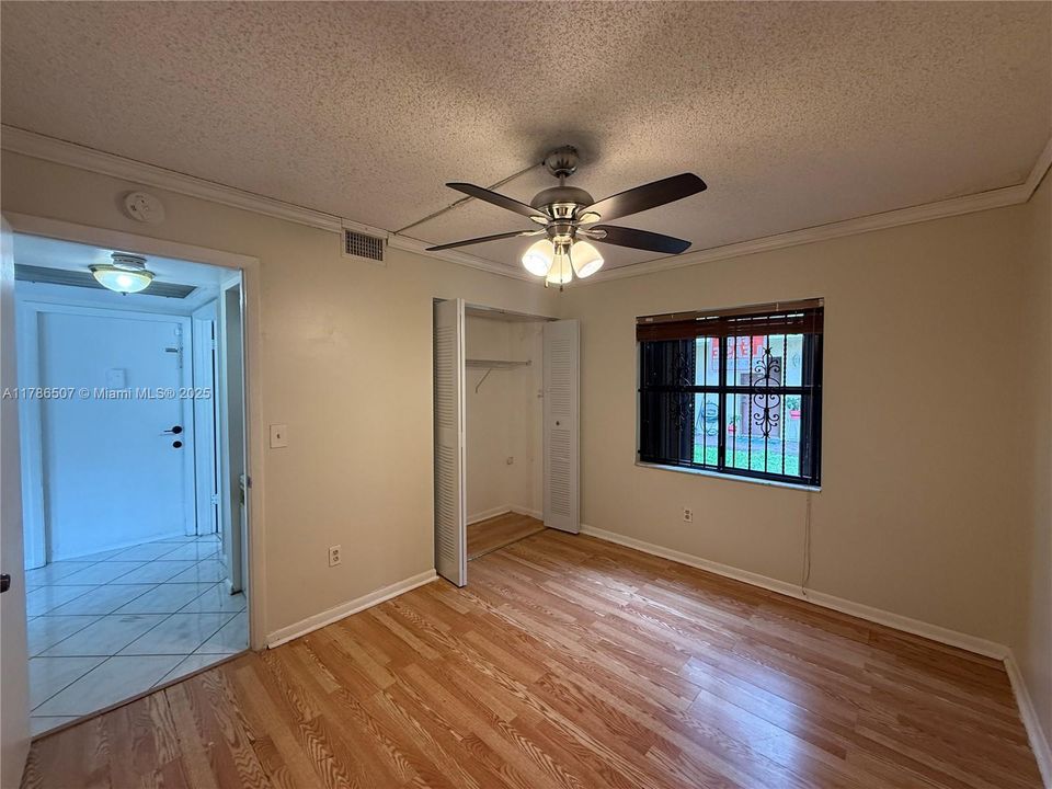 Recientemente alquilado: $2,250 (2 camas, 2 baños, 750 Pies cuadrados)