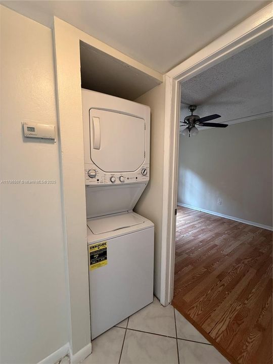 Recientemente alquilado: $2,250 (2 camas, 2 baños, 750 Pies cuadrados)