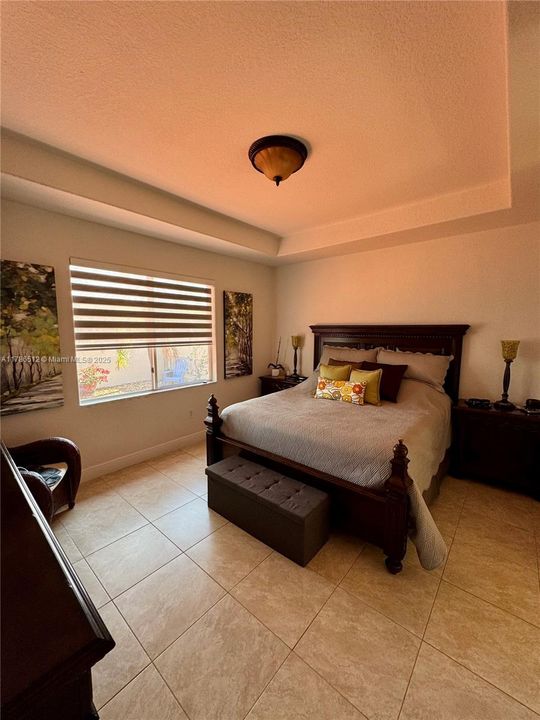 Recientemente alquilado: $3,700 (3 camas, 2 baños, 1748 Pies cuadrados)