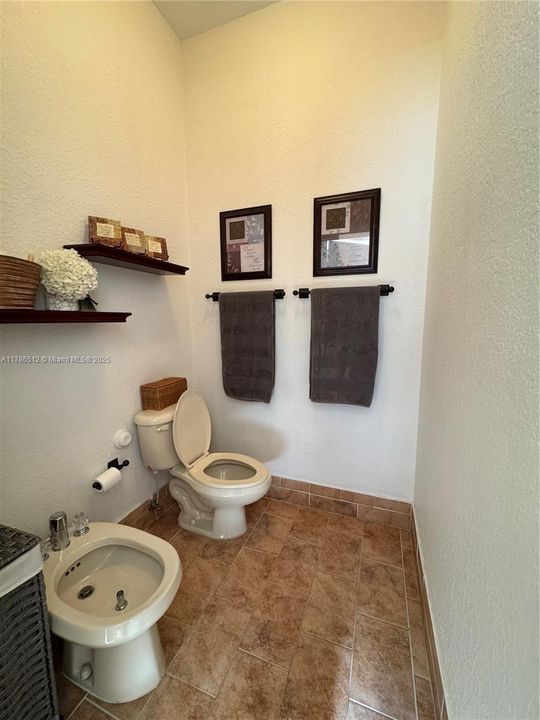 Recientemente alquilado: $3,700 (3 camas, 2 baños, 1748 Pies cuadrados)