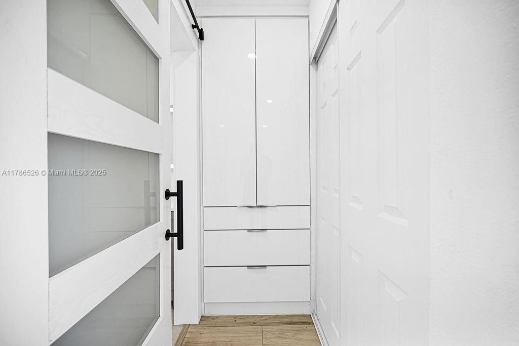 Recently Sold: $629,900 (4 beds, 2 baths, 1402 Square Feet)