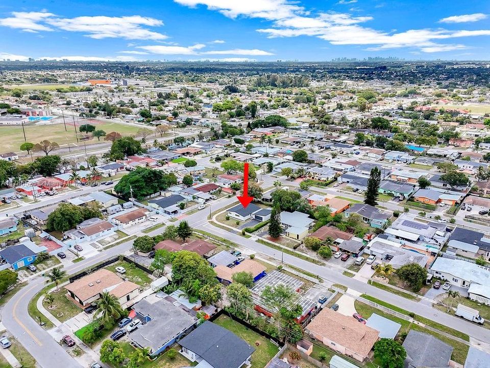 Recently Sold: $629,900 (4 beds, 2 baths, 1402 Square Feet)