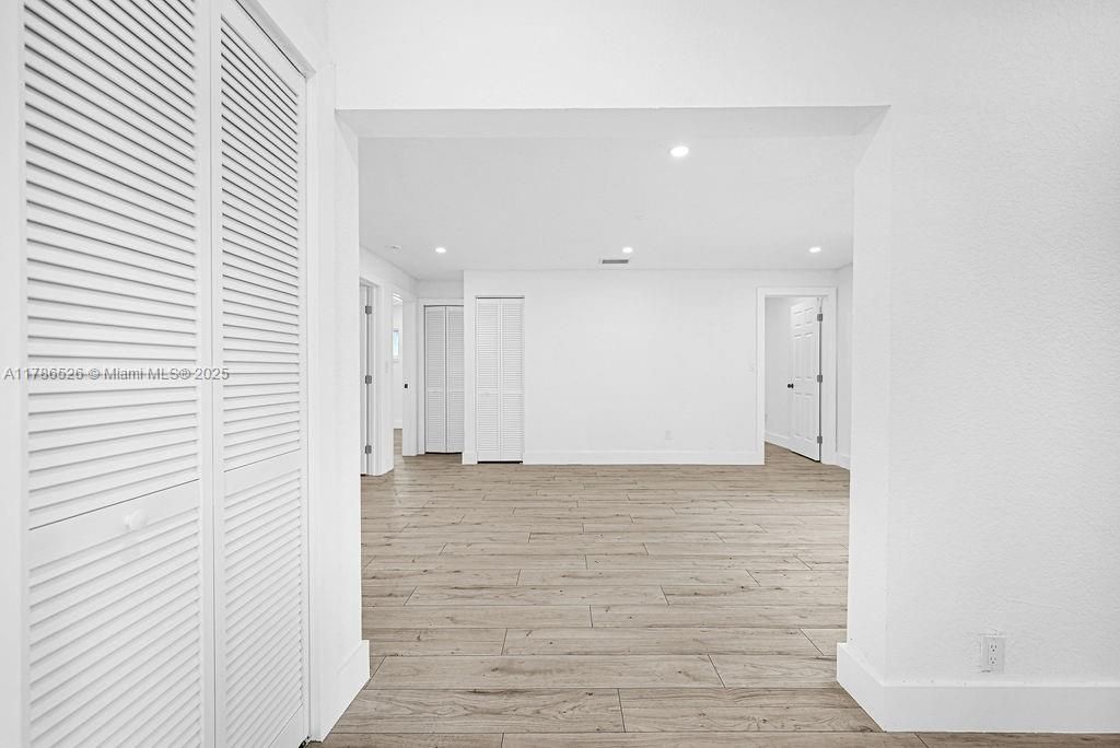 Recently Sold: $629,900 (4 beds, 2 baths, 1402 Square Feet)