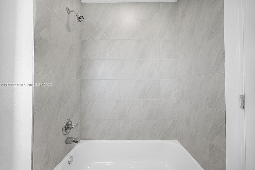 Recently Sold: $629,900 (4 beds, 2 baths, 1402 Square Feet)