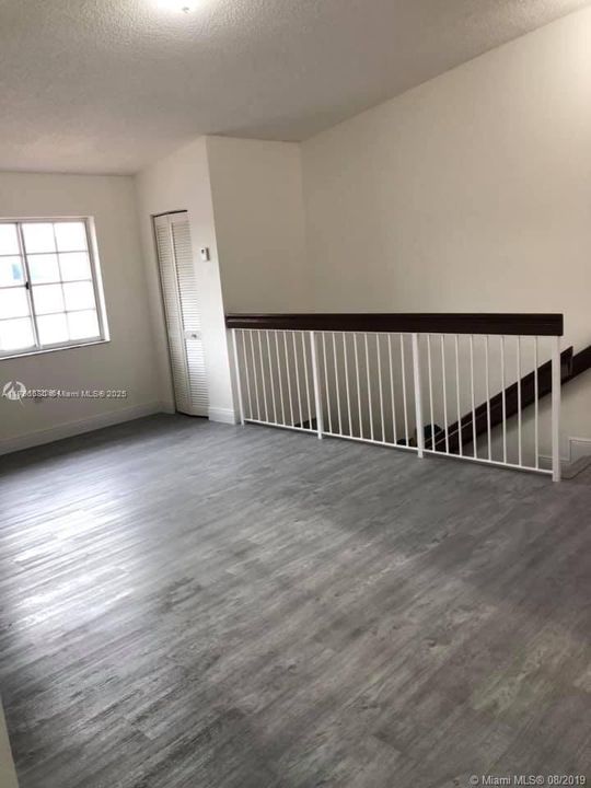 Recientemente alquilado: $2,275 (2 camas, 2 baños, 960 Pies cuadrados)