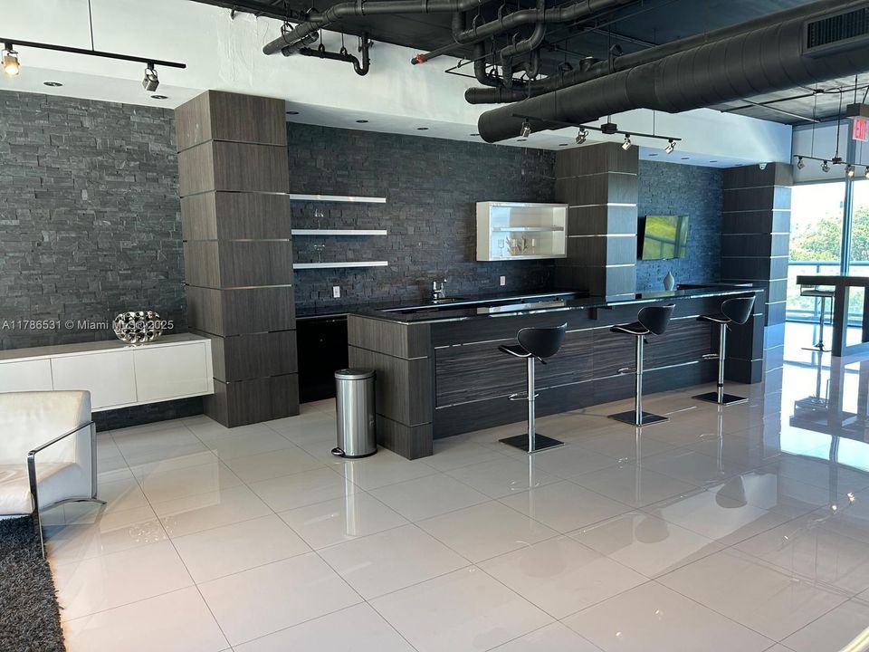 En Venta: $769,000 (2 camas, 2 baños, 1449 Pies cuadrados)