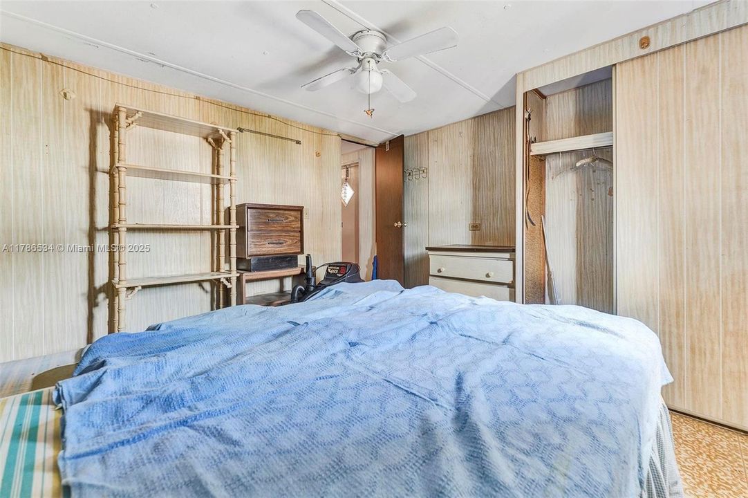 Vendido Recientemente: $82,000 (2 camas, 1 baños, 664 Pies cuadrados)