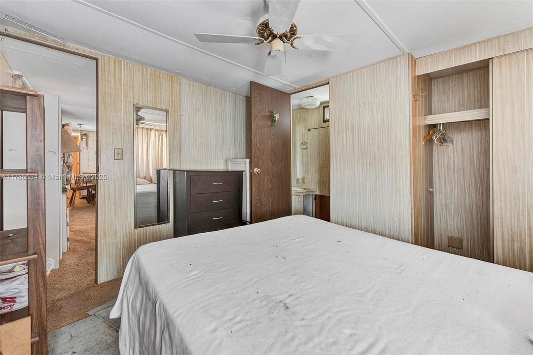 Vendido Recientemente: $82,000 (2 camas, 1 baños, 664 Pies cuadrados)