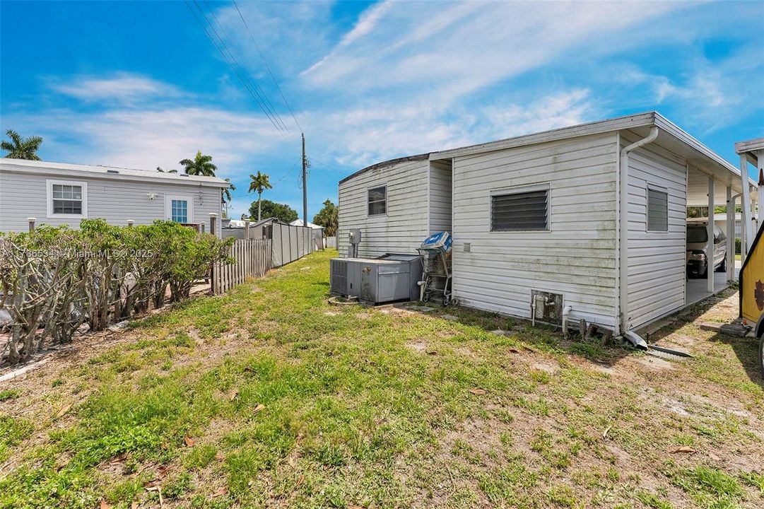 Vendido Recientemente: $82,000 (2 camas, 1 baños, 664 Pies cuadrados)