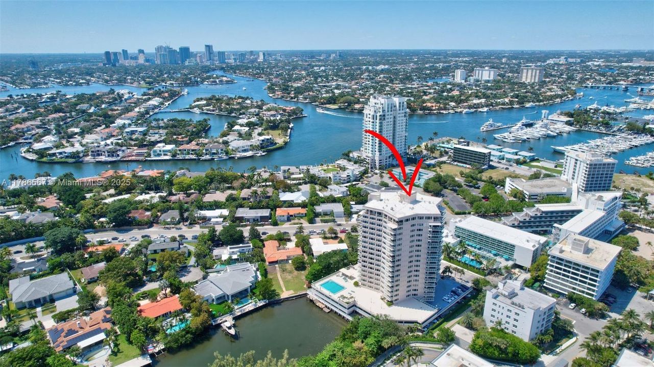 For Sale: $445,000 (2 beds, 1 baths, 1214 Square Feet)