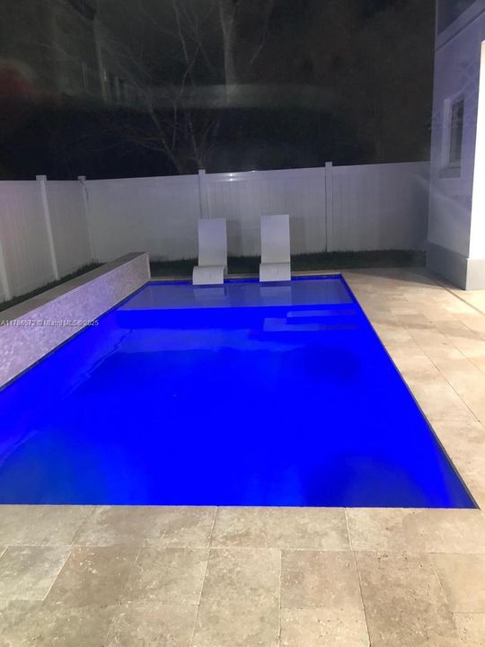 Recently Rented: $16,000 (5 beds, 4 baths, 3175 Square Feet)