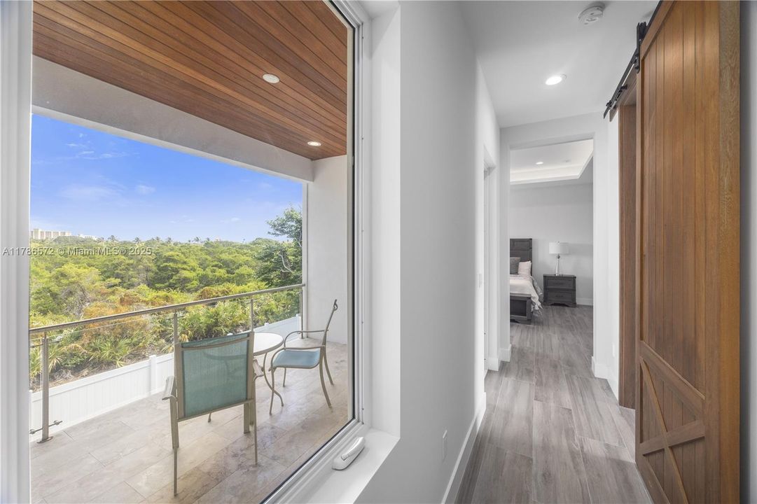 Recently Rented: $16,000 (5 beds, 4 baths, 3175 Square Feet)