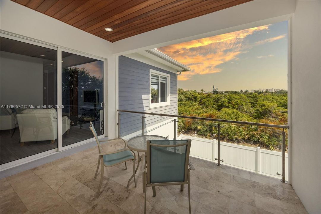 Recently Rented: $16,000 (5 beds, 4 baths, 3175 Square Feet)