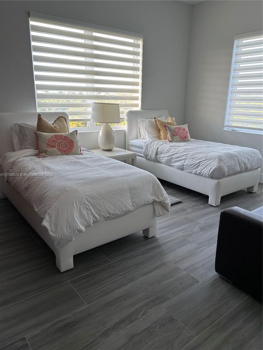 Recently Rented: $16,000 (5 beds, 4 baths, 3175 Square Feet)