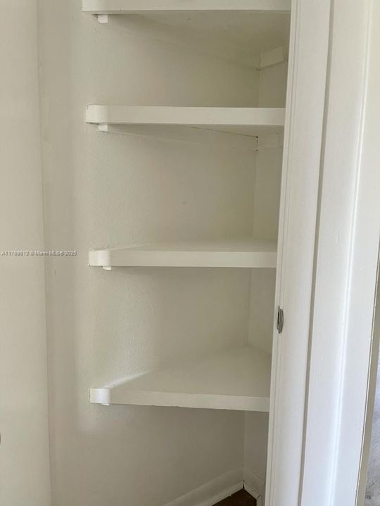 Recientemente alquilado: $1,950 (1 camas, 1 baños, 710 Pies cuadrados)